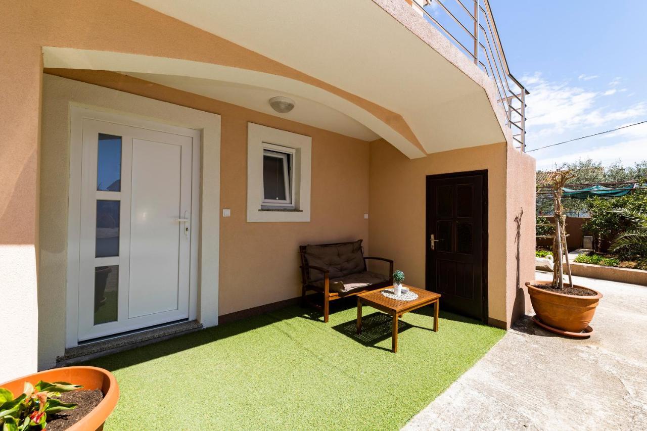 Apartmani Valentina ซาดาร์ ภายนอก รูปภาพ