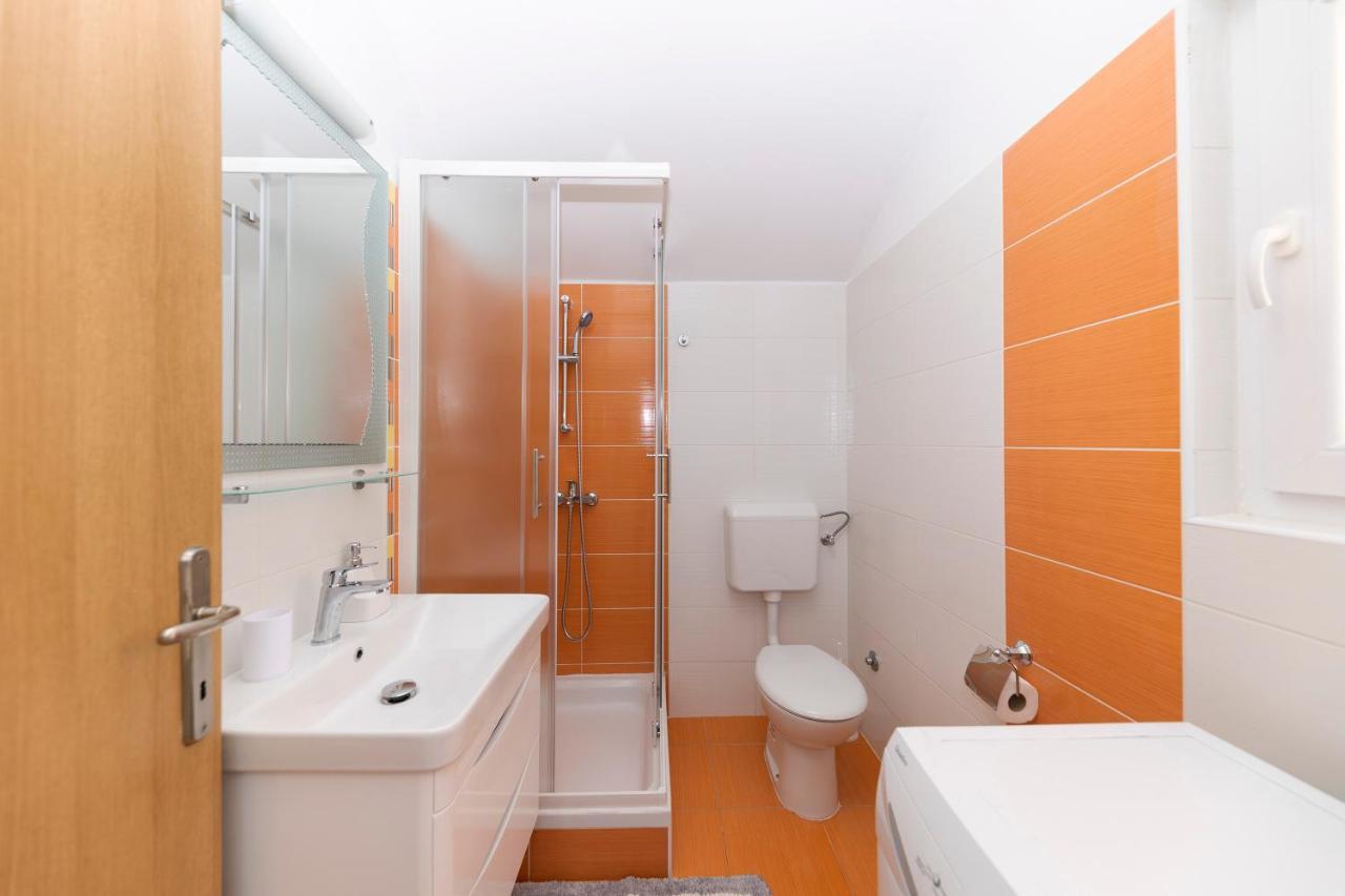 Apartmani Valentina ซาดาร์ ภายนอก รูปภาพ